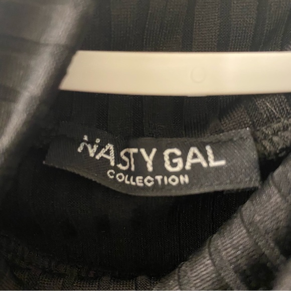 Tight black dress - Picture 2 of 2